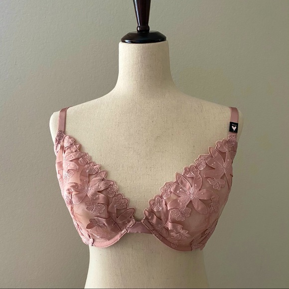 Victoria’s Secret Unlined Floral Embroider… - Picture 4 of 8